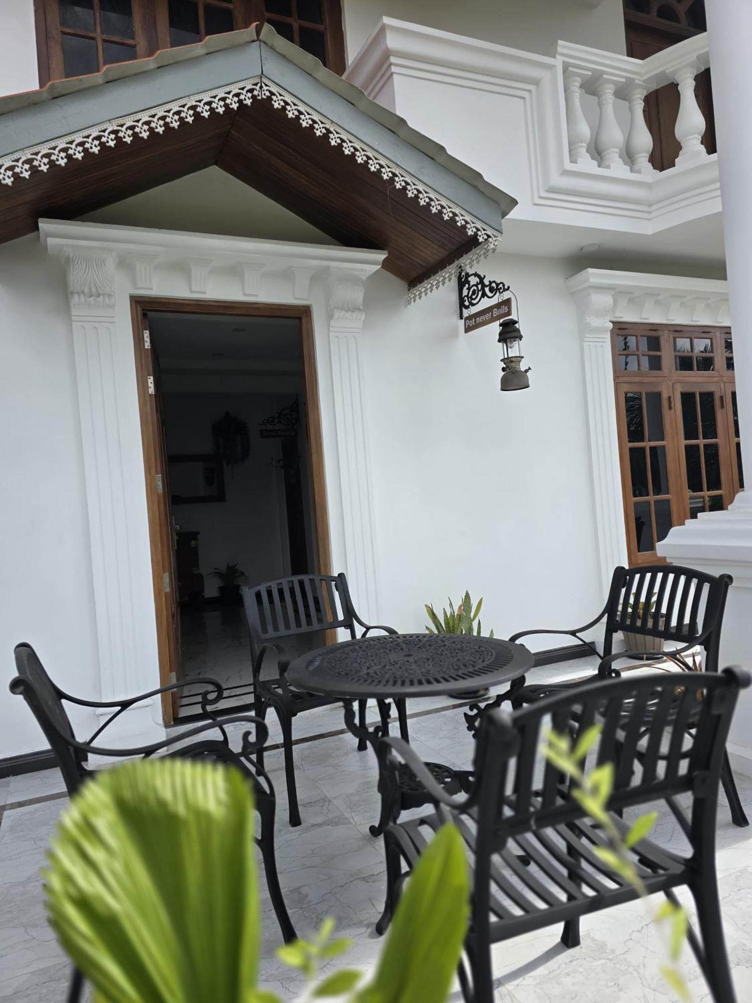 Ferienwohnung Munril Guest Jaffna Exterior foto