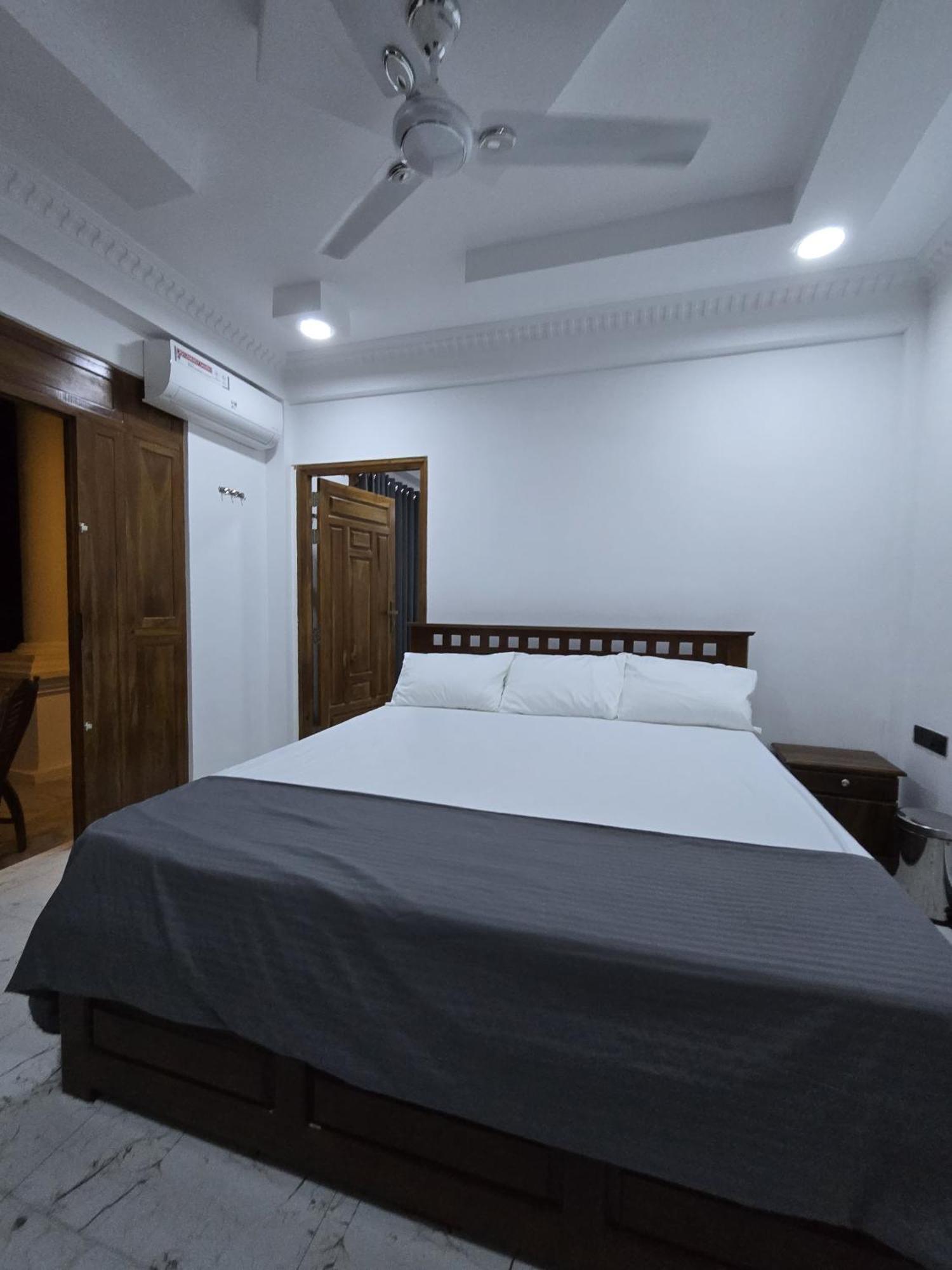 Ferienwohnung Munril Guest Jaffna Exterior foto